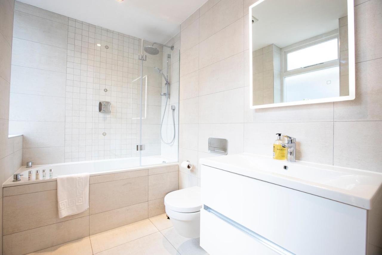 Urban Living'S - Windsor Castle Luxury Apartments Экстерьер фото